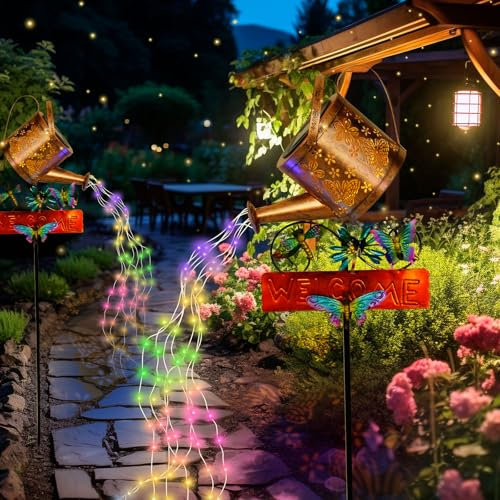 Solar Giesskanne für Außen 2025 ‘Welcome’ 23x14cm Gießkanne mit Wasserfall 7 Farbe Solarlampen für Außen Garten Höhe 91cm Gartendeko für Garten Kneipen Restaurant