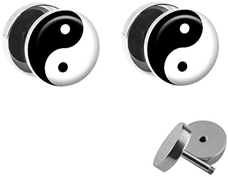 Treuheld® | SET - YING und YANG - 2 Ohrstecker zum Schrauben mit chinesischen Zeichen | SCHWARZ-WEIßE FAKE PLUGs mit Symbol Ø 10mm - OHRRINGE Fake Tunnel - Silber - Daoismus - Chirurgenstahl