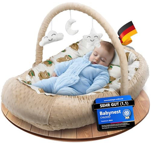 CHILDOO Babynest [inkl. Spielbogen] Baby Nestchen aus OEKOTEX Stoffen, Babynestchen für Neugeborene, Kuschelnest für Mädchen und Jungen | Beige & Bären (Beige mit Bären)