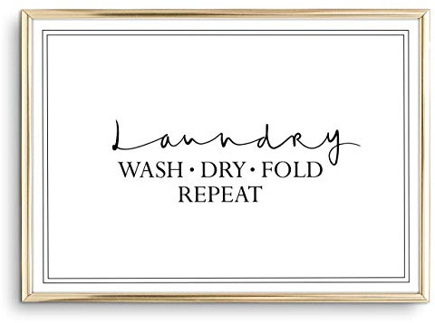 Tales by Jen Kunstdruck, Sprüche Poster: Laundry - Wash, Dry, Fold, Repeat | Stilvolles Premium Poster auf hochwertigem Papier | Schwarz Weiß Bilder als stylische Badezimmer Deko | Ohne Bilderrahmen