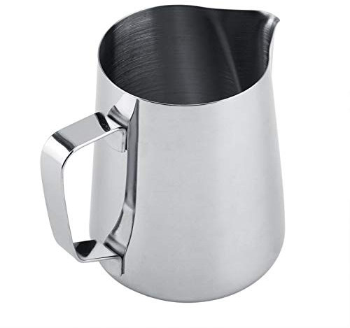 Milchkännchen, Milk Pitcher 580 ml, Milch Aufschäumen für Cappuccino und Latté Mehrweg Milchkanne aus Edelstahl