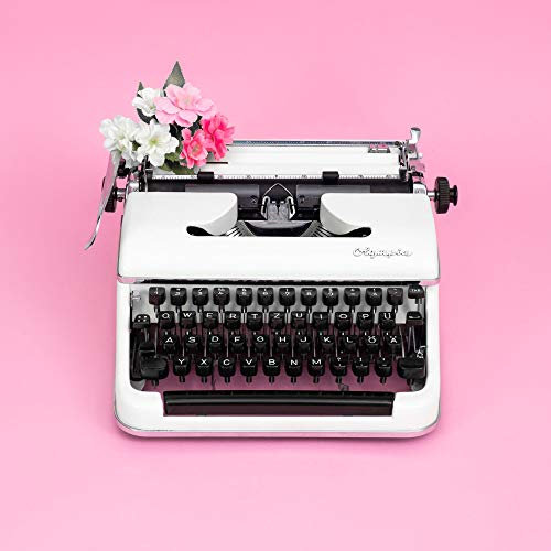 Vintage Schreibmaschine weiss