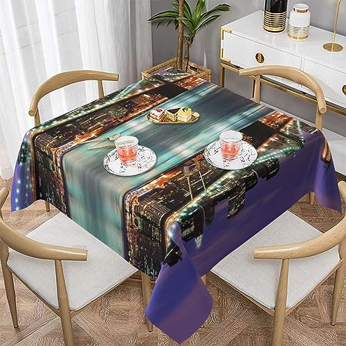 VANANI New York Night Die quadratische Tischdecke ist wasserdicht, knitterfrei, waschbar und weich. Sie wird in Restaurants, Küchen und Partys verwendet.