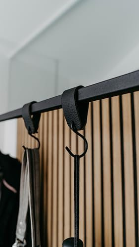 1 Stück Kleiderhaken mit Lederschlaufe in schwarz - echtes Leder, S-Haken mit Lederschlaufe, Garderobenhaken aus Metall - Kleiderhaken, Fleischerhaken aus Metall