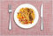 LIFEWAER Tovagliette Colazione Plastica Set di 12 Tovagliette Americane Lavabili Tovagliette Personalizzate Sottopiatti Pranzo per Tavolo da Cucina,S01 Rosa Rossa