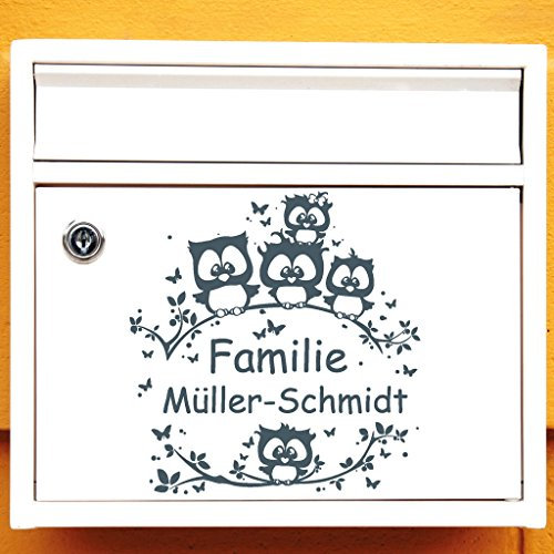 Wandtattoo Loft Briefkasten Aufkleber Eulen Familie auf einem Ast mit Wunschnamen / BITTE TEILEN SIE UNS IHREN WUNSCHNAMEN IM ANSCHLUSS AN DIE BESTELLUNG PER NACHRICHT MIT!!! / Owl / Uhu / Wandtattoo / Wandaufkleber / 54 Farben / 3 Größen / schwarz / 30 cm hoch x 29 cm breit