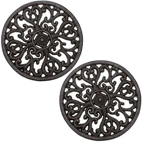 Sumnacon 2pcs Cast Iron Trivet Decorative Round Trivet Mat Hot Pot Holder Pads with Vintage Pattern