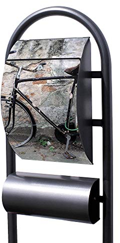 Banjado® Stand Briefkasten in Hammerschlag-Optik in Größe 150x47x22cm mit Motiv Nostalgie Rad - Briefkasten mit Standfuß/Postkasten freistehend als Standbriefkasten mit Zeitungsfach