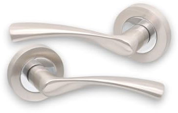 Türdrücker / Türgriff, verchromt, satiniertes Nickel