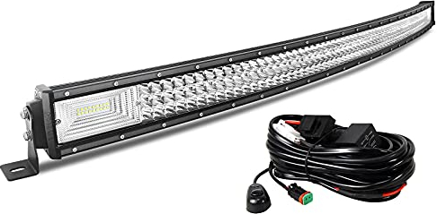AUXTINGS LED Scheinwerfer mit 3 Reihen 132 cm 675W LED-Arbeitstauchlampen gebogen mit Kabelbaum-Kit für Geländewagen ATV AWD SUV 4x4 Pickup, 12V 24V DT-Anschluss wasserdicht