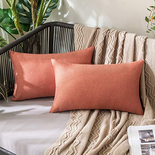 MIULEE 2er Set Wasserdicht Kissenbezug Outdoor Sofakissen Dekokissen Modern Kissenbezüge Dekorativ Kissenhülle Deko aus Polyster Leinen-Optik für Garten Sofa Wohnzimmer Bett 30x50 cm Koralle