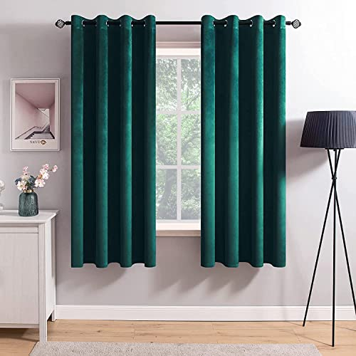 MIULEE Grün Samtvorhang Ösen 2er Set 140X175, Blickdichte Vorhänge Samt Kurz für Schlafzimmer Wohnzimmer, Wunderschön Weich Vorhang Verdunkelung Velvet Curtains, Verdunkelnd Samt Gardinen Blickdicht