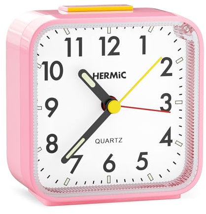 HERMIC Wecker Analog Ohne Ticken Wecker mit Licht, Batteriebetrieben, Lauter Alarm, Schlummerfunktion, Geräuschlos, Leuchtziffern Tragbarer Wecker Leise Klein Reisewecker für Tiefschläfer Rosa