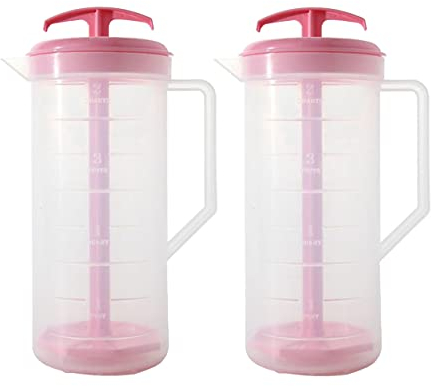 JBK Pottery Jarra mezcladora rosa de 2 cuartos con émbolo, jarra de plástico sin BPA para jugo, leche, té, batidos y más, apta para lavavajillas, tapa a prueba de derrames, diseño de agitación