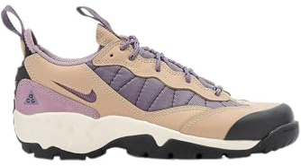 NIKE Men's ACG Air Mada Sneaker
