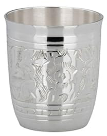H.Bauer jun. Schnapsbecher 6,5 cm – kleiner versilberter Trinkbecher, handgraviert & anlaufgeschützt, detailverzierter Becher für Schnaps, Likör, Spirituosen, Hausbar, Festtafel & Geschenkidee