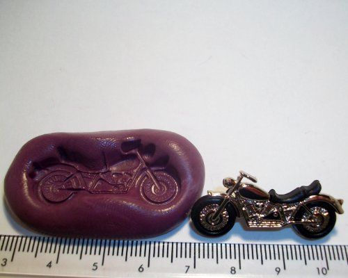 Moule à gâteau en silicone Cupcake Moulds Motif moto Violet