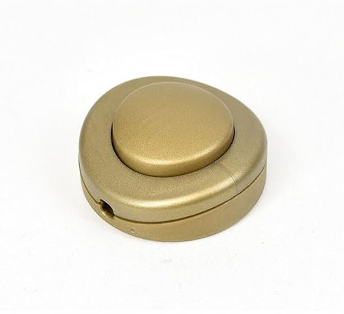Interruptor de pie dorado, diseño elegante, fácil de usar, ideal para iluminación de ambientes y controlar accesorios eléctricos.