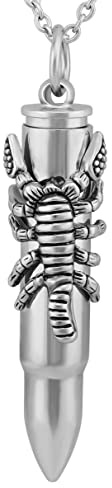Hanessa Personalisierte Kette mit Gravur Edelstahl 50 cm mit Anhänger Patronenhülse Skorpion in silber - Personalisierte Halskette für Männer und Frauen - Personalisierter Schmuck Damen Herren