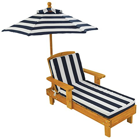 KidKraft Outdoor Liegestuhl mit Sonnenschirm für Kinder, Sonnenliege mit Kissen Weiß Marineblau gestreift, Gartenmöbel aus Holz für Kinder, 00105