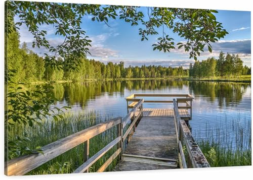 HUBDECO Leinwand Bilder Wohnzimmer - Bilder, Poster, Kunstdrucke - Leinwandbild - Bild auf Leinwand - Tolle Zimmerdekoration - Schlafzimmer Bilder - 120x80cm - Steg am See Teich Natur