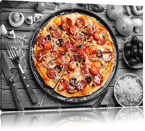 Pixxprint köstliche Pizza auf Pizzablech B&W, Größe: 100x70cm, Leinwandbild, fertig gespannt, Wandbild, Dekoration, Kunstdruck, kein Poster