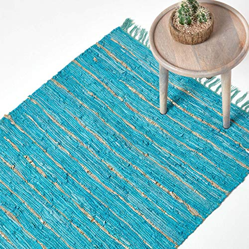 Homescapes Lederteppich türkis-Gold 90x150 cm – handgewebter Teppich aus Recycling-Leder mit goldenen Glitzerstreifen, flach gewebt im Streifen-Design