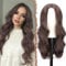 FESHFEN Lange Lockige Schokoladenbraun Perücke, 60 cm Mittelscheitel Frauen Perücken Natürlich synthetische Perücken Damen Locken Wavy Wig für Party Täglich Long Wavy Wig
