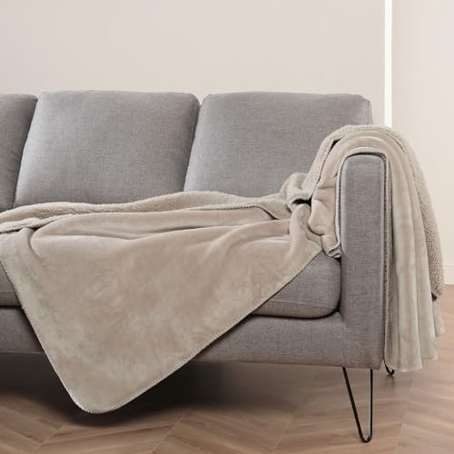 Kuscheldecke XXL 150x200cm (Beige) Flauschige Wendedecke, Flanell Sherpa-Fleece, Dicke Sofadecke - ÖKO-TEX - Couchdecke Tagesdecke - 450g/m²