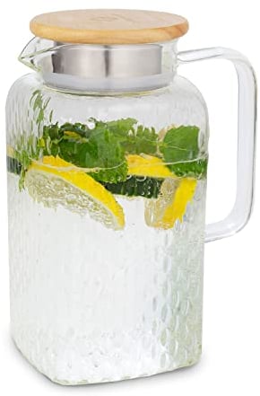 GLASWERK Carafe en verre - Carafe à eau avec couvercle en bois de chêne élégant - Carafe en verre borosilicate solide - Carafe à eau avec passoire dans le bec verseur - 1,5 L