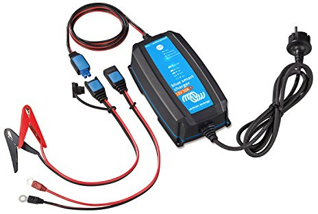 Victron Energy - Chargeur 12V 10A Blue Smart IP65 Victron Energy 12/10 + Connecteur DC - BPC121031064R