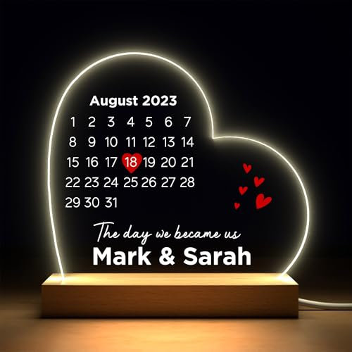 Beecreative Personalised Wedding Anniversary Present for Her - Custom LED Night Light Gifts for Girlfriend, Boyfriend, Husband, Wife or Couples - Valentines Gift for Him Her