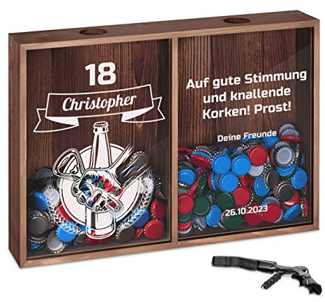 Maverton Kronkorkensammler Korkensammler mit Gravur + Flaschenöffner - Deckelsammler zum Aufhängen personalisiert - Geschenk Geburtstag für Frauen und Männer - 32x46x8cm - aus Holz - Auf gute Stimmung