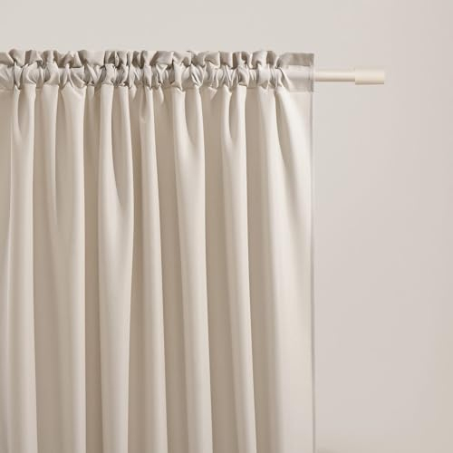 ROOM99 Rideau avec Passe Tringle Aura 140 x 250 cm Largeur x Hauteur, Décoration de Fenêtre, Curtains et Draperies intérieurs pour Salon, Chambre Moderne Lisse Beige Clair, 1 pièce