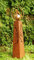 Gartendekoshop24 - Gartendeko Metall, Rost, konische Rostsäule, 100 cm mit Edelstahlkugel und Rostbänder in Kugelform, für draußen. Handgemachte Säule Edelrost mit Muster, Outdoorbereich, wetterfest.