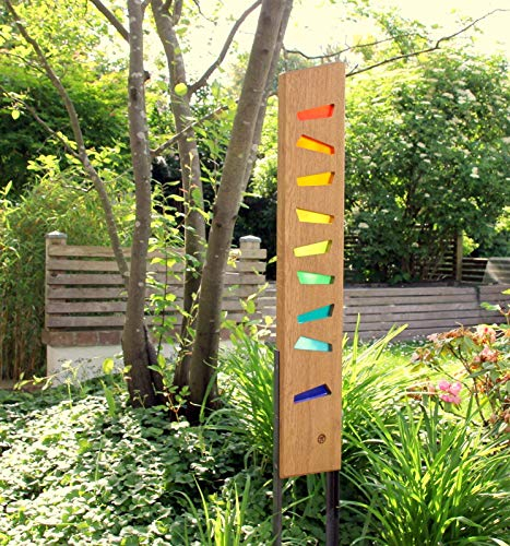 Gartenskulptur aus Holz und Glas. Gartendekoration als Unikate handgefertigt und wetterfest