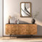 roomfitters Modernes TV Schrank, Fernsehschrank mit 3 geschnitzt wirkenden Türen, Sideboard mit konischen Beinen in Gold, Retro-Braun TV Möbel, Holzkohle-Walnuss-Farbe