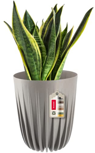 KADAX Blumentopf aus Kunststoff mit Naturmaterialien, Moderne Pflanztöpfe, Pflanzentopf mit geometrischem Muster, runder Blumenkübel mit Einsatz, Naturblumentopf, Hochübertopf (∅ 14,5 cm, Grau)