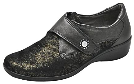 LUMEL - Zapato con Cierre de Gancho y Bucle, Ancho Especial, Pala elástica, Plantilla extraíble de Descanso, Suela Antideslizante, Modelo 720-6843 Lexi 13, Color Gold NUMBA 2419