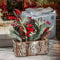 com-four® Deko-Gesteck Weihnachten - Kleiner winterlicher Tischschmuck im Rinden-Topf mit roten Beeren, Dekoschnee, Zapfen - Tolle Tischdeko für die Adventszeit (1 Stück - 25cm - rote Beeren)