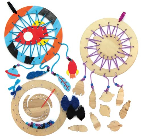 Baker Ross AX213 Sonnensystem Traumfänger Bastelset für Kinder - 4er Pack, Holzbastelsets für Kinder zum Basteln und Bemalen, Mittel
