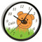 CreaDesign, Wanduhr Kinder personalisiert mit Name, Motiv Teddy Bär-Graß, Rahmen Wanduhr schwarz, Ø 19,5 cm