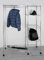 Haku Rollgarderobe aus Stahl verchromt, mit Kleiderstange,Gitterrostablagen und 4 zusätzlichen Ablagen, 43685, 43685