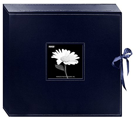 Pioneer Boîte pour Scrapbooking en Similicuir Cousu Bleu Marine 33 x 36,8 cm