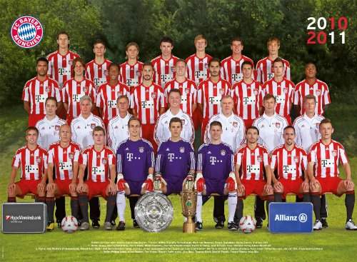 Ravensburger 13007 - FC Bayern München Saison 2010/2011 - 300 Teile Puzzle