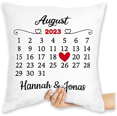 Kissen 40x40 Zierkissen - Partner Ideen Personalisiert mit Namen und Datum für Paare - 40 x 40 cm - Weiß - pärchenkissen Valentinstag Paar Pillow