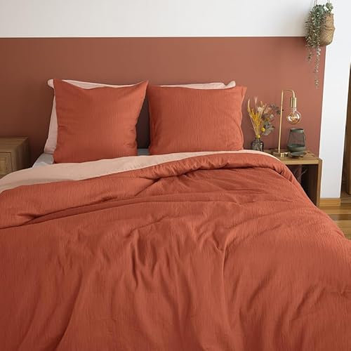 Parure de lit Effet Gaze de Coton 220x240 cm Adulte - Housse de Couette 220x240 cm + 2 Taies d'oreiller 63x63 cm bi-matière – Set de Housse de Couette en Microfibre gaufrée et lavée (Rouge)