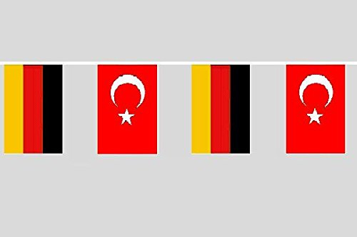 U24 Flaggenkette Deutschland - Türkei 10,40 m Fahne Flagge Fahnenkette Freundschaft