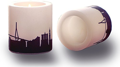 44spaces Hamburg Skyline Kerzen Rund 2 Stück Dekokerzen Tischkerzen Ohne Geruch, Lange Brenndauer, Tischdeko
