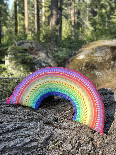 Bine Brändle - Dekokissen - Bunte Auswahl - Kissen mit Füllung - Mandalas - Bordürenliebe - Blüten - Blätter - Seerosenteich - Unterwasserwelt - Herzen - Monster - Regenbogen